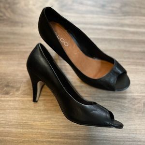 ALDO - Peep toe low heels